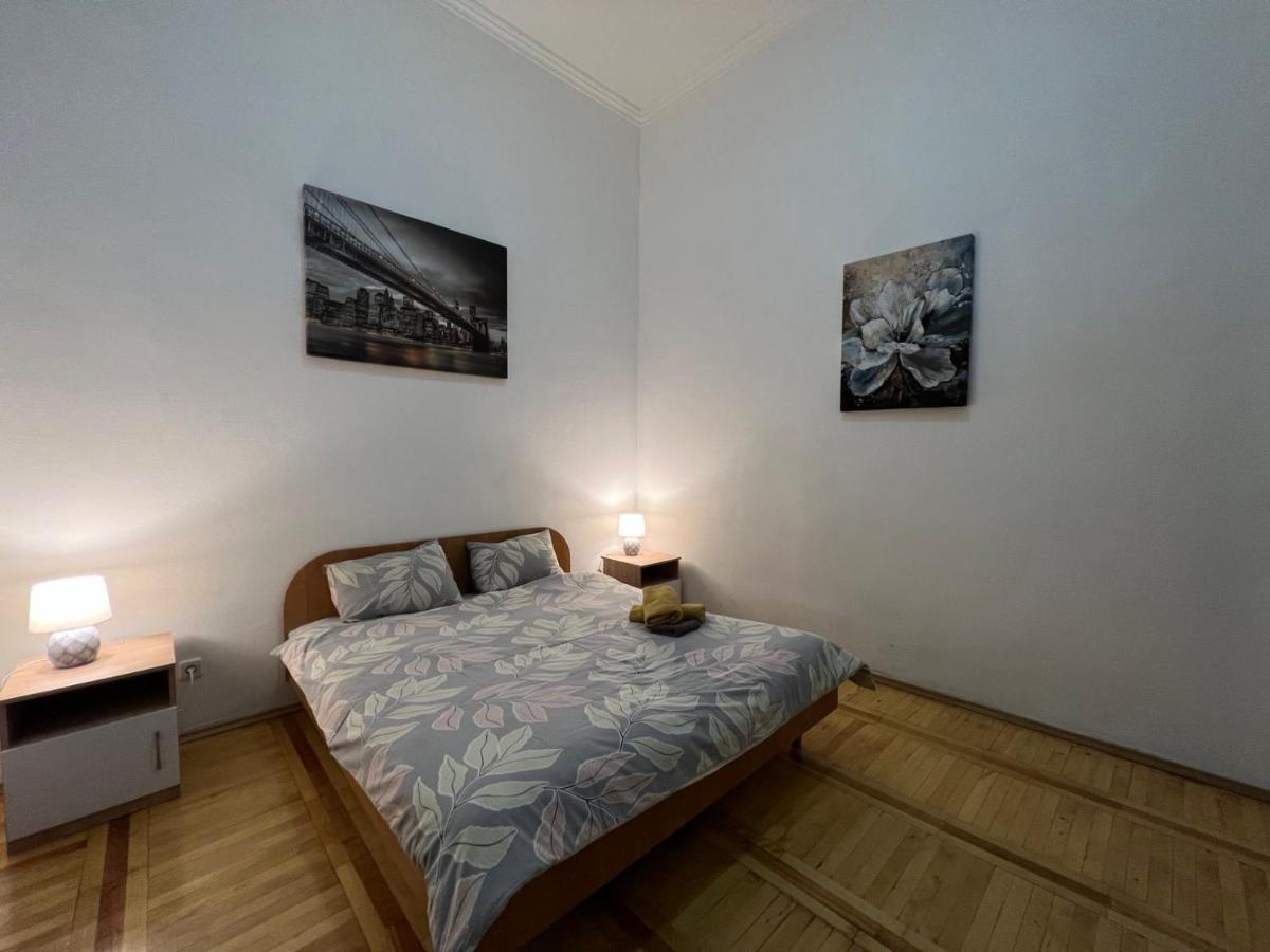 Apartment In The Historic Center Kiew Exterior foto